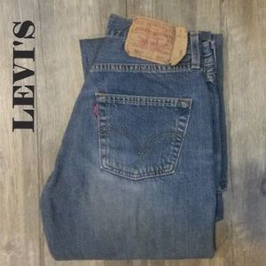 Levi's Original 501 Straight Leg Jeans Medium Wash Size 29x32 EUC